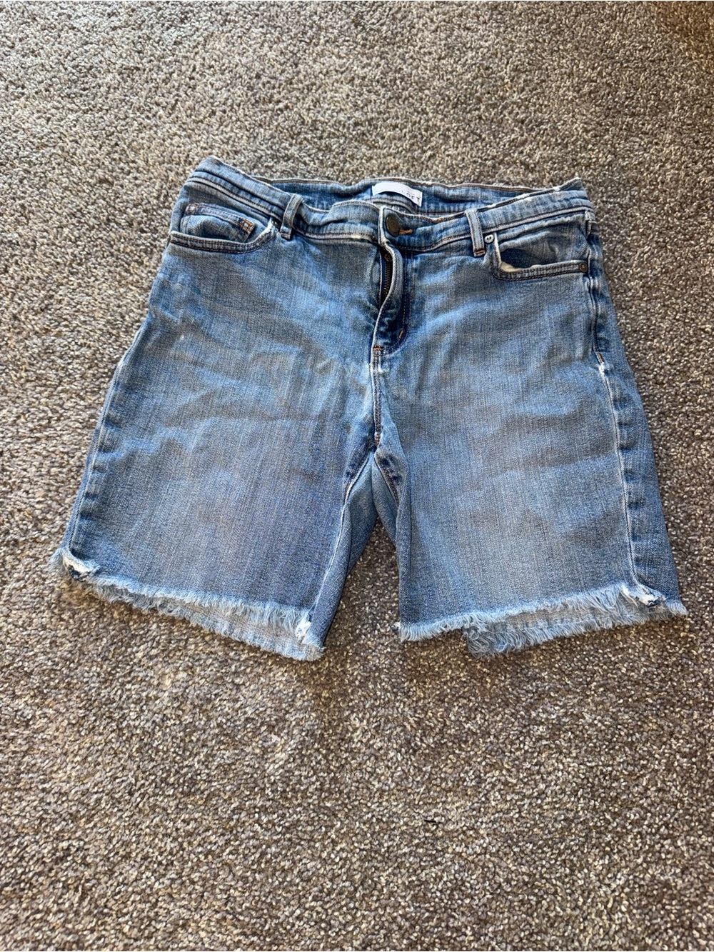 LOFT Ann Taylor Denim Shorts Size 30/10 – Classic Blue